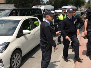 Trafikte hamile doktora silahlı saldırı