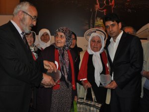 Diltaş şehit annelerini unutmadı