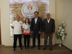 Nur Beyza Mingan’dan Ersöz’e ziyaret