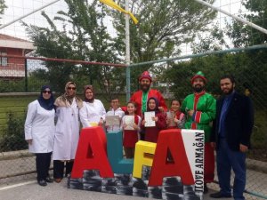 Armağan Koleji’nde dil festivali