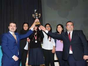 ‘Haydi Konuş Bakalım’da ödüller sahiplerini buldu