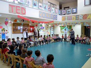 TED Konya Koleji Yazar Yalvaç Ural'ı ağırladı