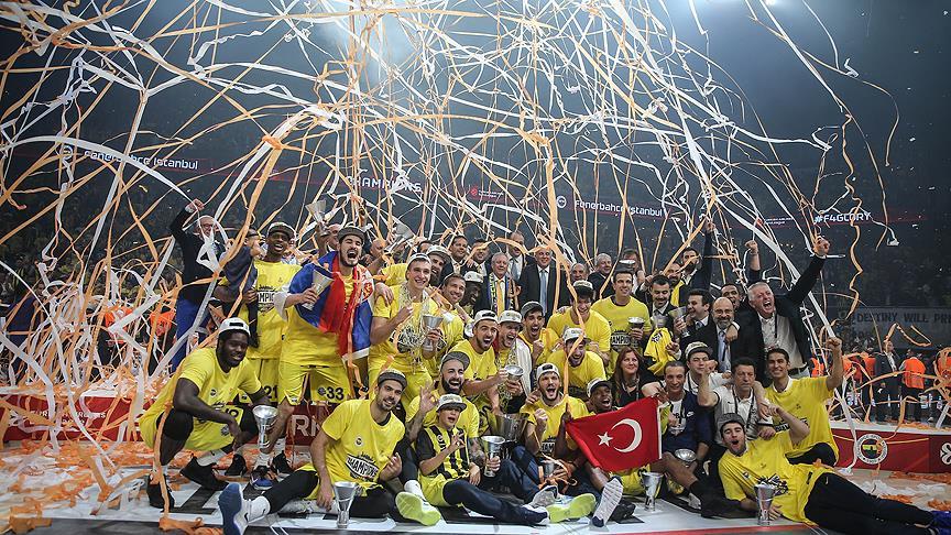 Euroleague'de Fenerbahçe, Finalde Olympiacos'u Yenerek Şampiyon Oldu