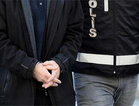 Kargocu kıyafetiyle gasp