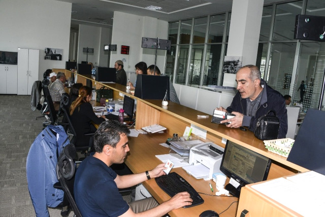 Meram Belediyesi'nde Hafta Sonu 'Emlak Vergisi' Mesaisi