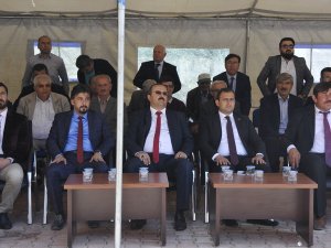 SÜ Kadınhanı ve Doğanhisar MYO’da mezuniyet sevinci