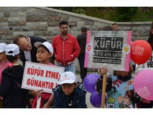 "Ağızlarımız kirlenmesin, küfüre hayır" kampanyası