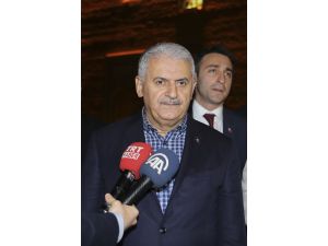 Başbakan Yıldırım teravih namazını kıldı