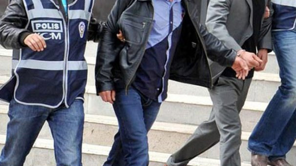 Çocuk Ağlaması Yakalattı! Yunanistan, Sınırda Yakaladığı FETÖ'cüleri Botla Geri Gönderdi