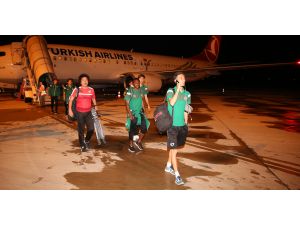 Bursaspor kafilesi kente döndü