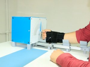 Araştırma görevlisinden "bilek egzersiz cihazı"
