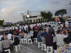 Ali Şevval Grup dostlarla iftarda buluştu