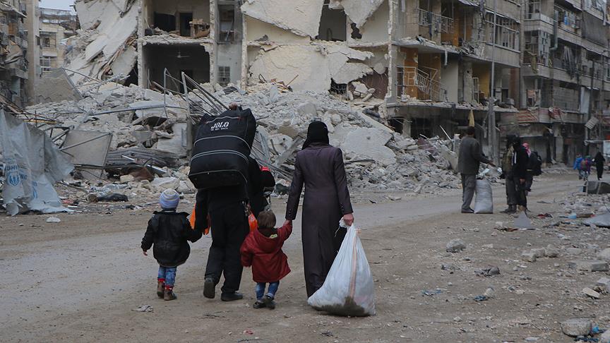 'Esed rejimi muhalif bölgelerde demografik değişiklik amacıyla sürgün yapıyor'