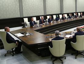 Flaş açıklama! Kabinede değişiklik olacak mı?