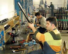 Ekonomik krizle silahlı mücadele