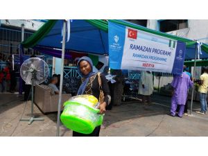 TDV Nijeryalıları ramazanda da yalnız bırakmıyor