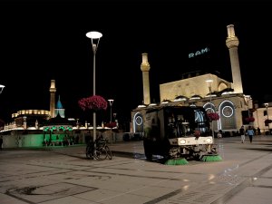 Şehir Merkezi Ramazan ayında 24 saat temizleniyor