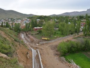 Taşkın koruma inşaatının yüzde 45’i tamamlandı