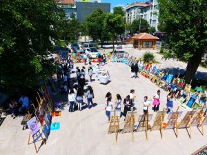 Diltaş’ın geleneksel sokak sergisi açıldı