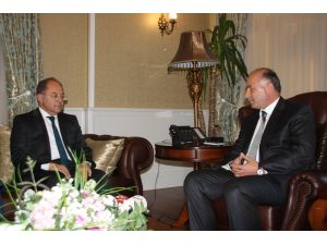 "24 ton malzeme gemiyle Somali'ye gönderildi"