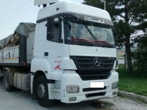 Belgesiz hayvan derisi nakline jandarma engeli