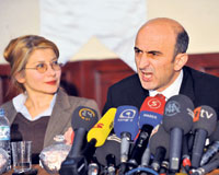 Emin Ağa, üyelerin de sabrını taşırdı