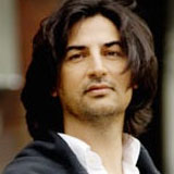 Darbenin yolları şarkılarla döşendi