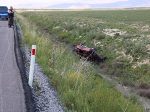 Konya'da otomobil şarampole devrildi: 1 ölü, 3 yaralı