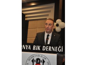 Beşiktaşlılar şampiyonluğu kutladılar