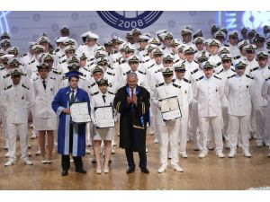 Piri Reis Üniversitesi Fahri Doktora Tevcih ve Mezuniyet Töreni