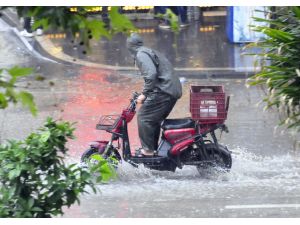 Adana'da sağanak