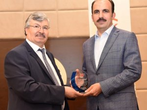 Başkan Altay, koruyucu aileler ile bir araya geldi