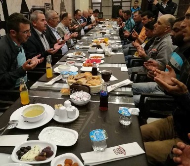 Özaltun, personelle sahurda buluştu