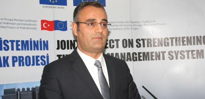 Başbakanlık Başmüşaviri Erdem'e tutuklama talebi