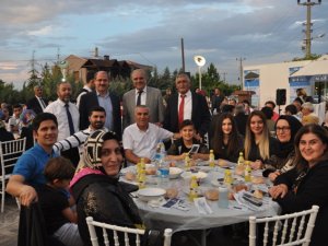 Karapınarlılar iftarda buluştu
