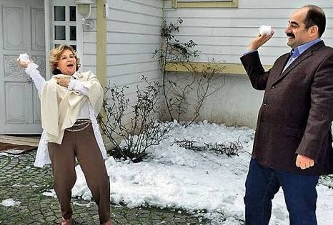 Nazlı Ilıcak'tan Zekeriya Öz'le kartopu savunması