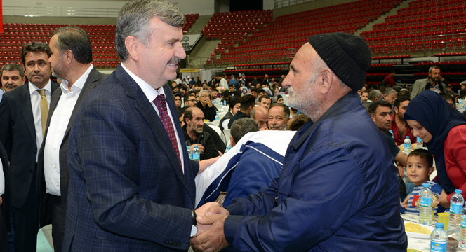 “İslam Dünyasını Zulümlerden Elbet Kurtaracağız”