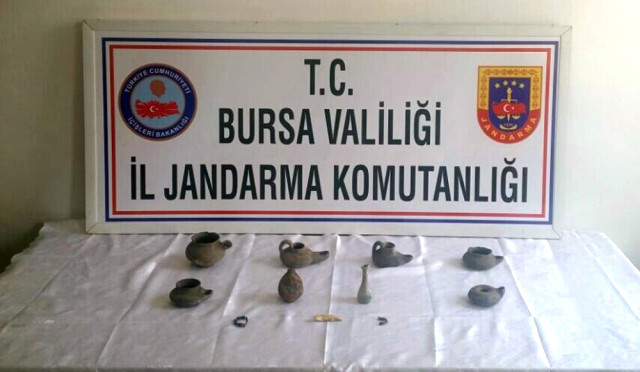 Bisküvi Kutusundan Tarihi Eser Çıktı