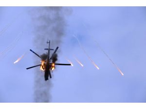 Azerbaycan ordusunun geniş kapsamlı tatbikatı sürüyor