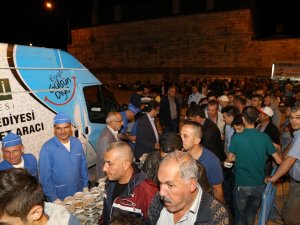 Kadir Gecesi’nde Ereğli Belediyesi’nden ikram ve hizmet zenginliği