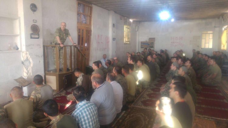 Zekai Paşa El Bab'da minbere çıktı