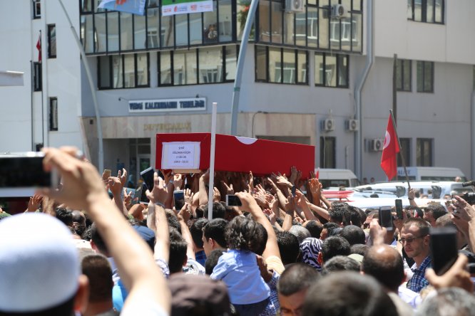 Piyade Er Küçük, son yolculuğuna uğurlandı