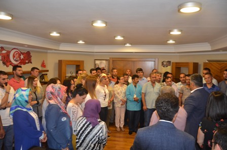 Başkan Özgüven personelle bayramlaştı