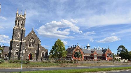 Avustralya'da Kardinal çocuklara cinsel tacizle suçlandı