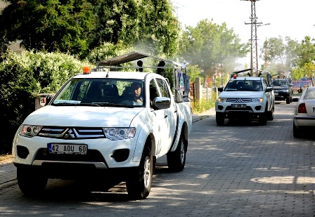 Selçuklu’da 24 ekiple ilaçlama çalışması yapılıyor