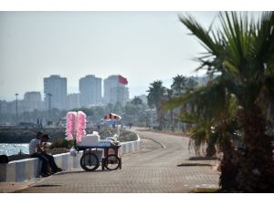 Çukurova'da sıcak hava bunaltıyor