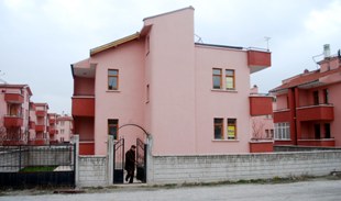 Gurbetçiler villalarını kullanmıyor!