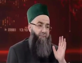 Cübbeli açıkladı! FETÖ'den aranıyor...