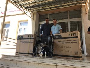 AKDER'den Akıncılar Hastanesi'ne tekerlekli sandalye