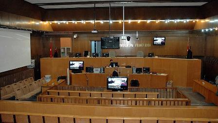 Diyarbakır'da PKK'ya finans sağlayan 4 iş adamı tutuklandı